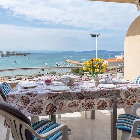 Passeig Del Mar Apartment L' Escala Bagian luar foto