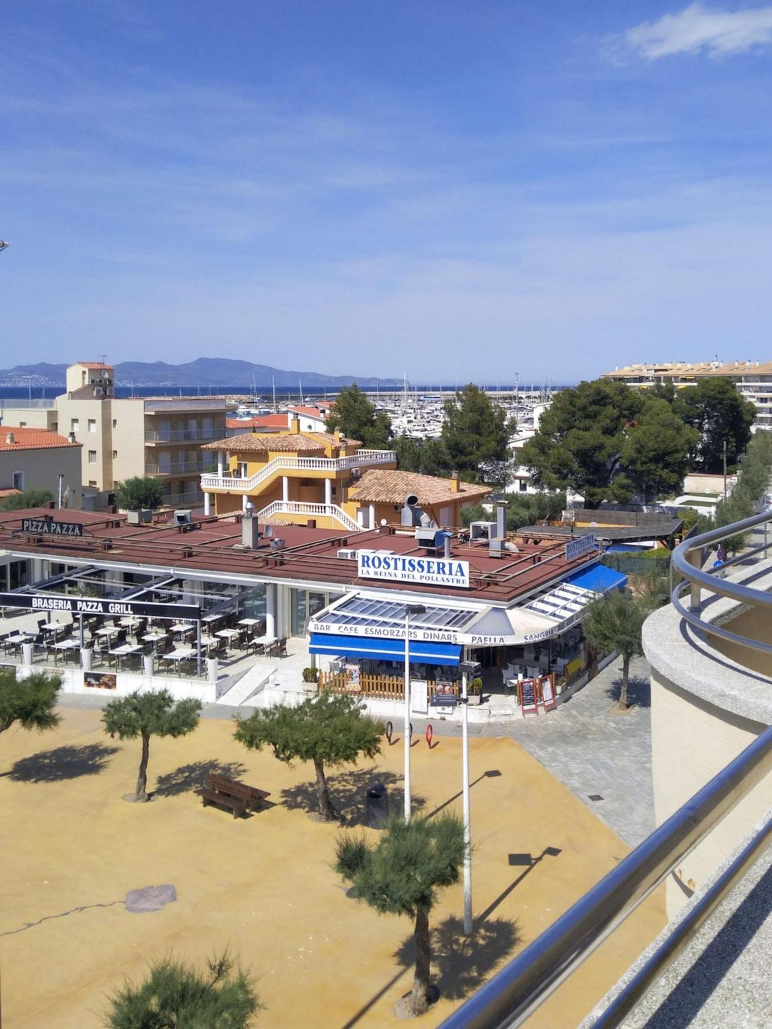 Passeig Del Mar Apartment L' Escala Bagian luar foto
